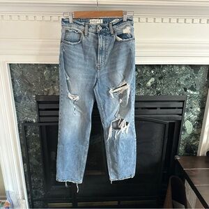 Abercrombie & Fitch Ankle Straight Ultra High Rise size 28/6